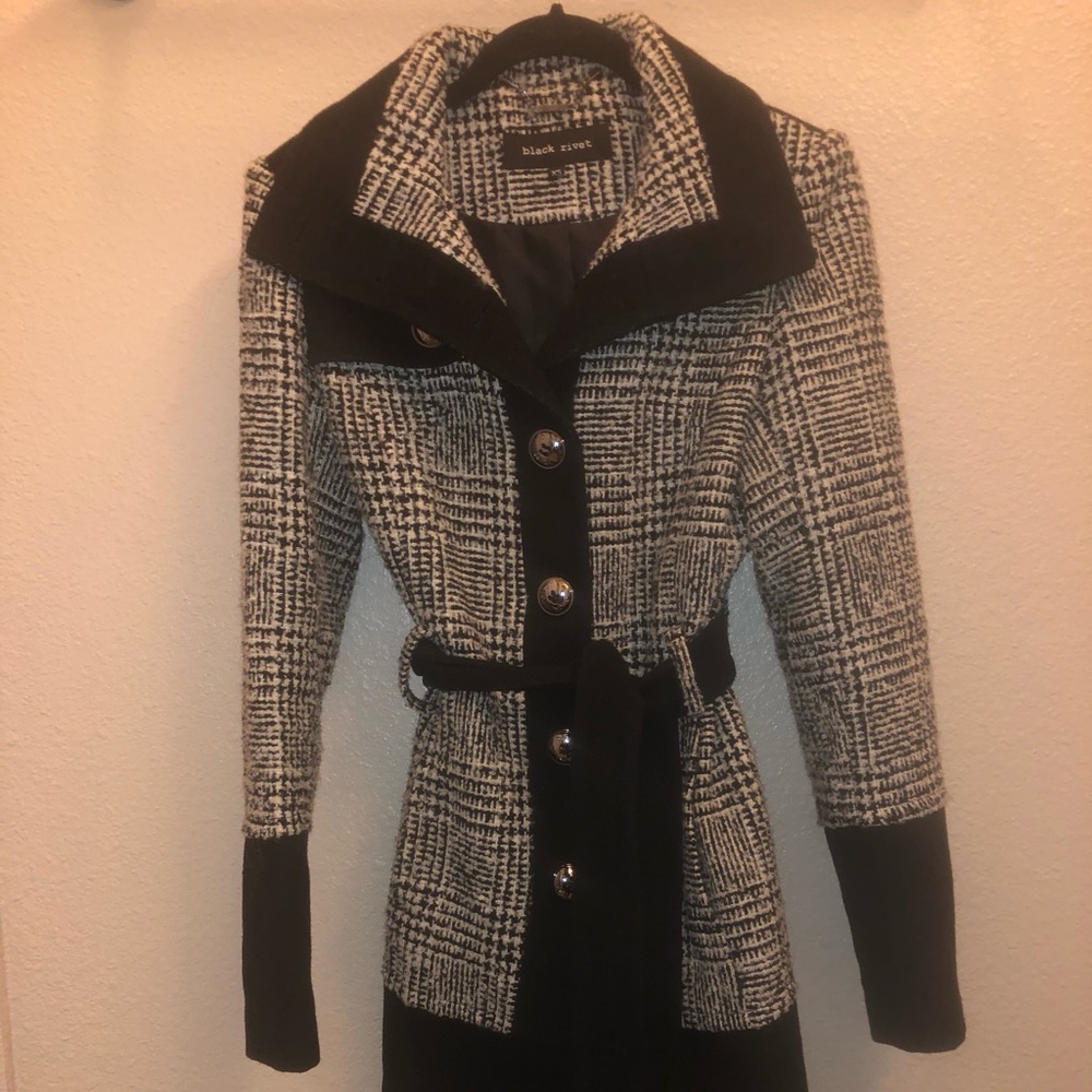Black Rivet Women’s Coat Size XS Black/White
